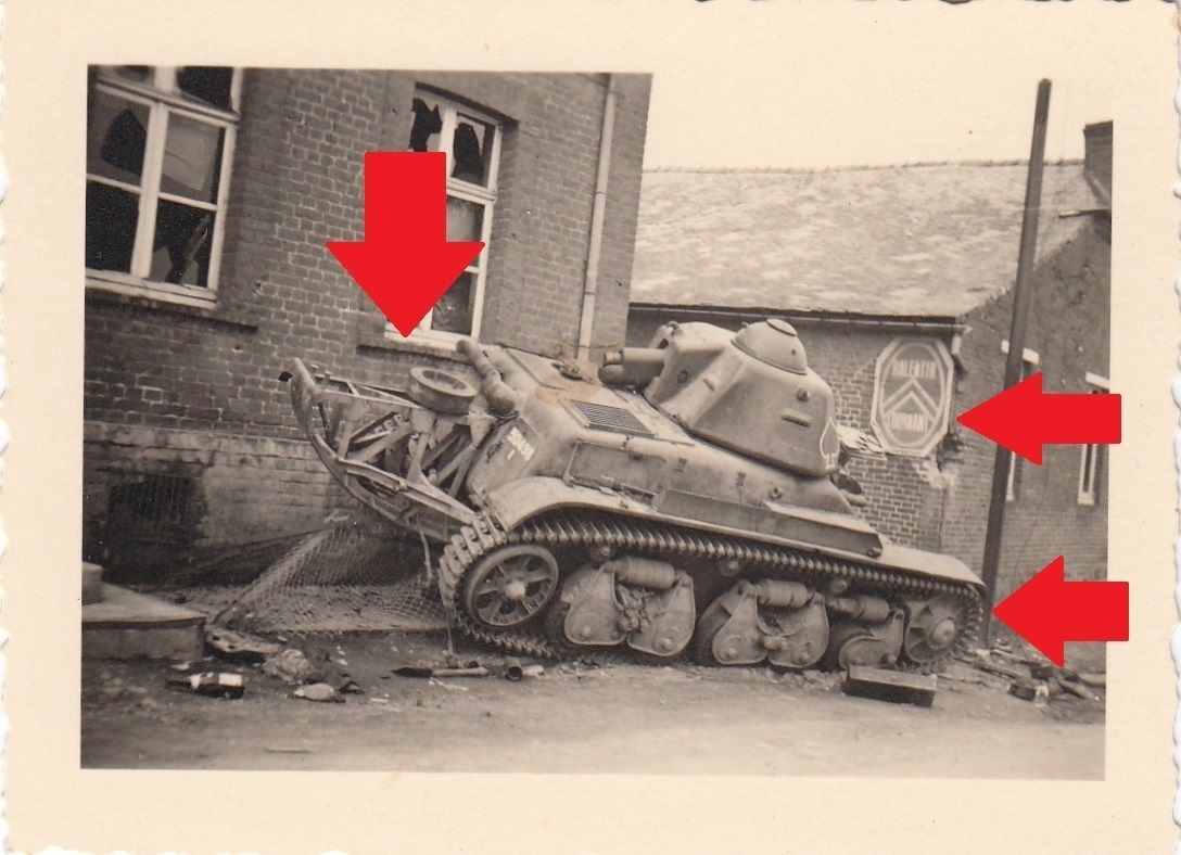 Foto Frankreich zerstörter Panzer