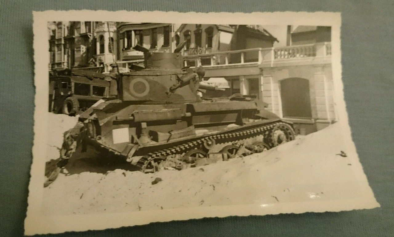 Original Foto 102 Frankreich Dünkirchen Panzer T