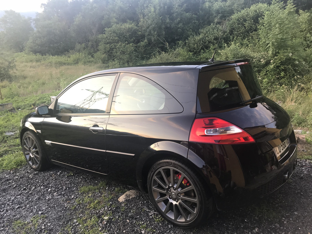 02D51738-47E5-4CE2-A590-D0A9C989E2CC