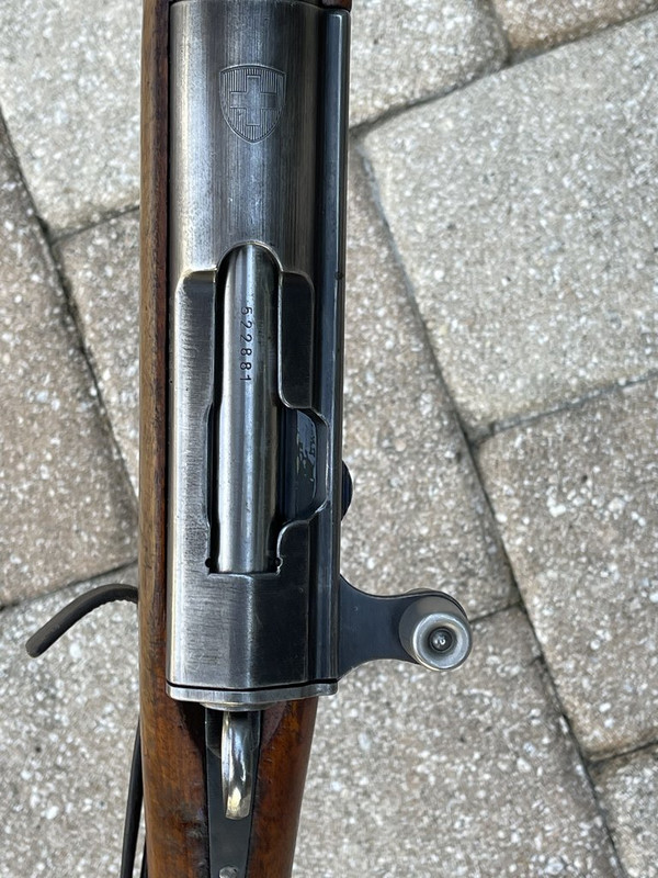 F20F00E1-969F-4B5C-A703-46A33588F305