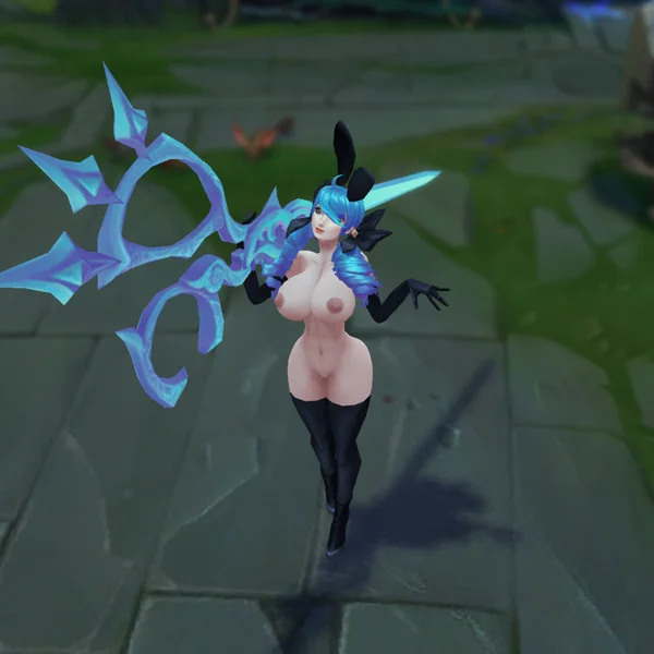 Gwen - Reverse Bunny