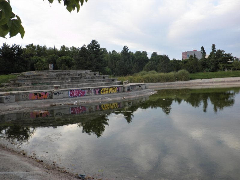 PARQUE ENRIQUE TIERNO GALVAN-2013 AL 2017-MADRID - Paseando por España-1991/2017 (34)