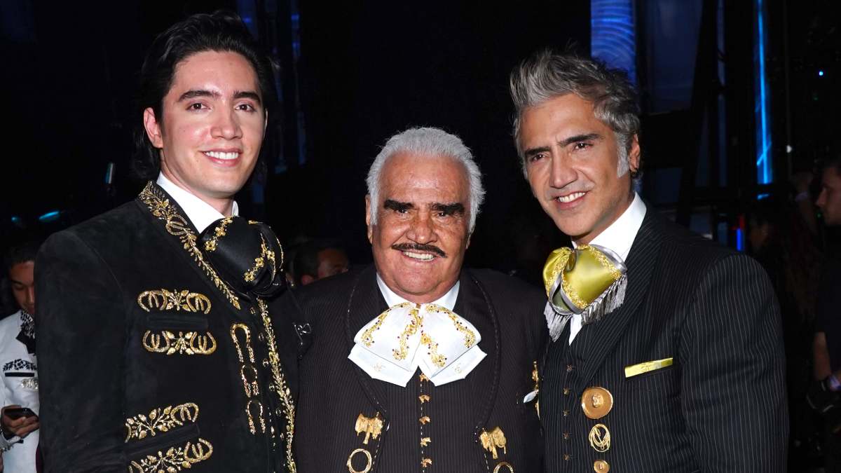 ¿A qué se dedican los hijos no tan famosos de Vicente Fernández?