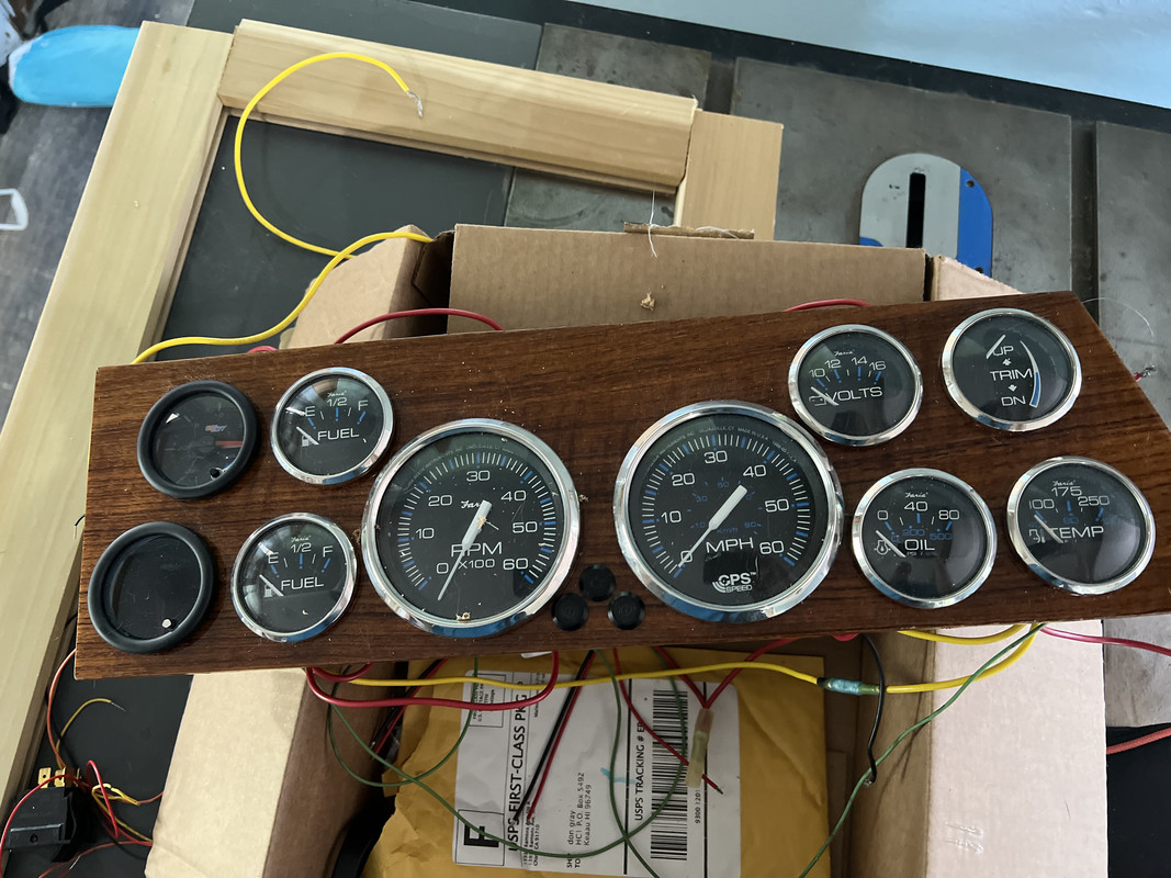 1239985B-5135-46B8-8904-7B9450C80FB4