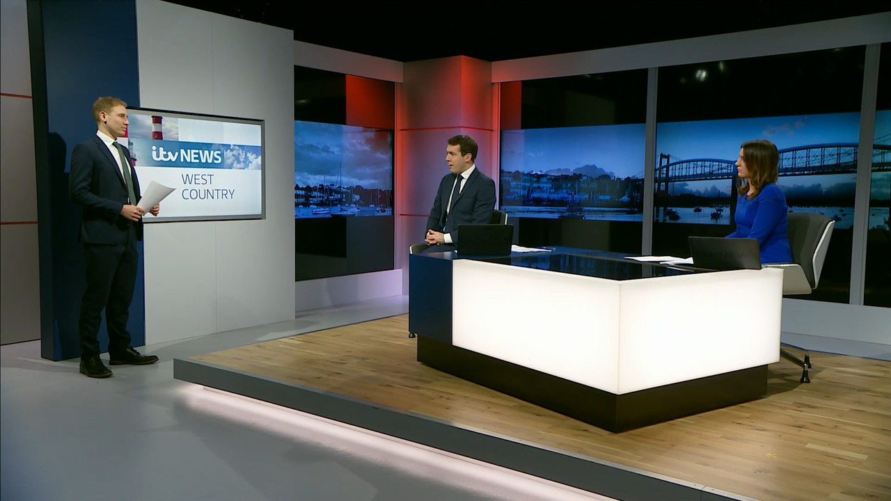 01.11 - 18.00.00 - ITV News West Country. News for Devon, Cornwall, S....ts_snapshot_07.17.534