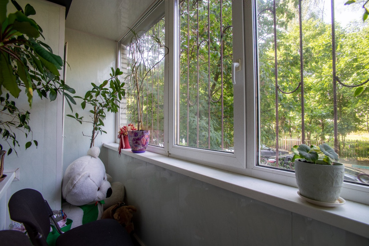 72FB64E5-06B8-4667-9FC5-E2F2132342EB