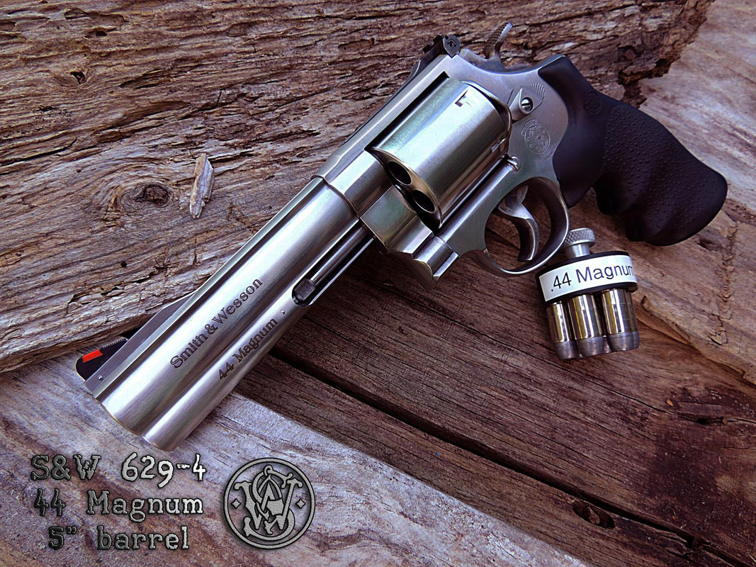 Smith & Wesson 29 ( 29-4 ) 44 Mag 5 Smith & Wesson 29 ( 29-4 ) 44 Mag 5