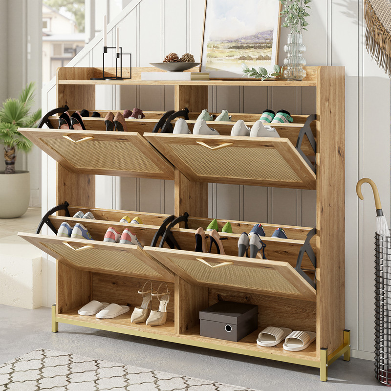 Plateau supérieur utilisé pour le rangement des petits objets