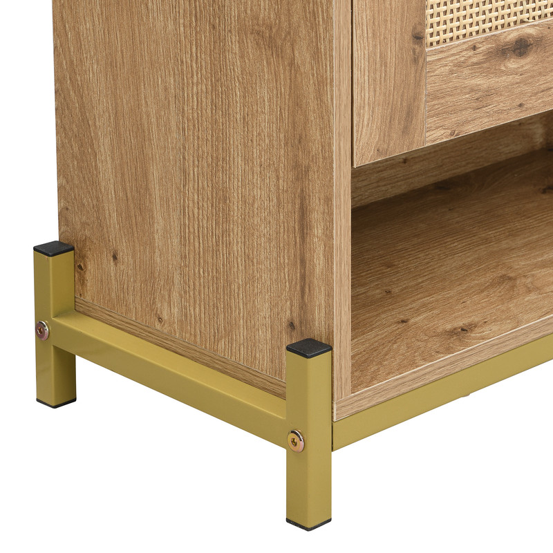 Détail de la structure en bois et du socle métallique