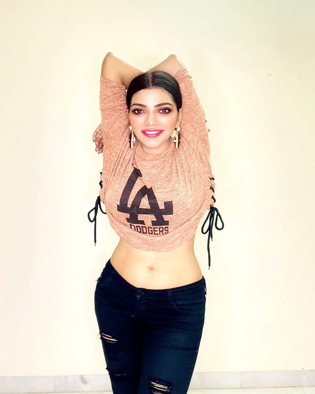 3-D21-DDC1-B4-C6-481-A-AE32-7311-B07-ABB