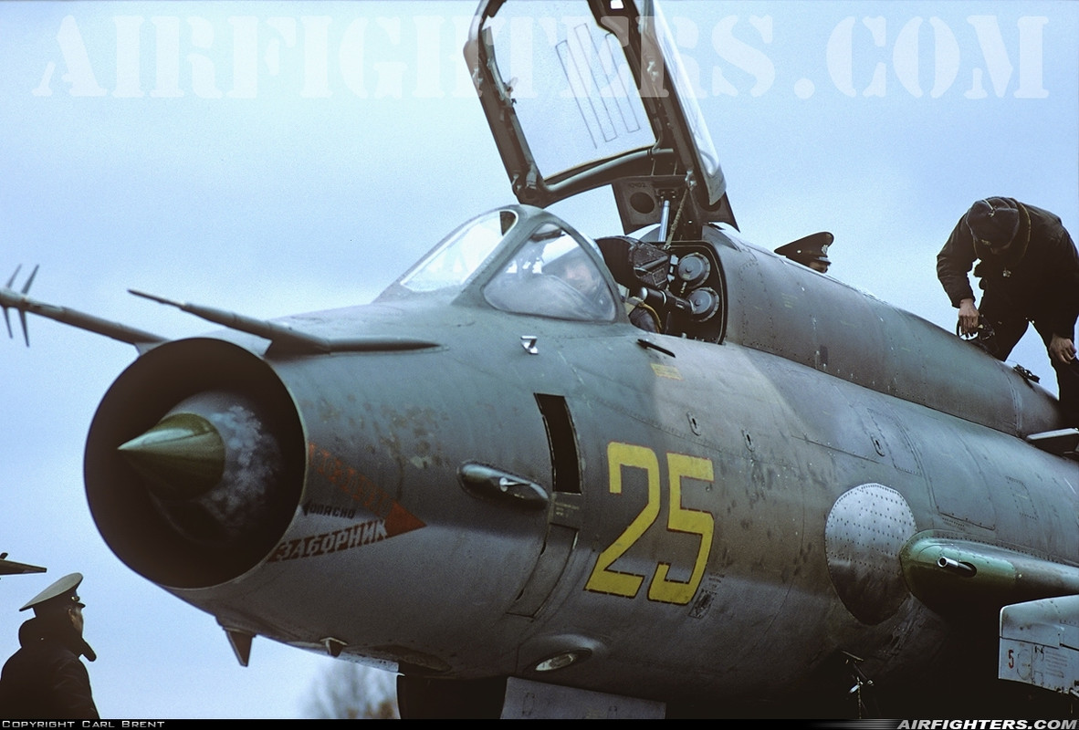 20 GvAPIB Su-17M4 25 yellow_10402_5 April 1994. Last day in Germany_2
