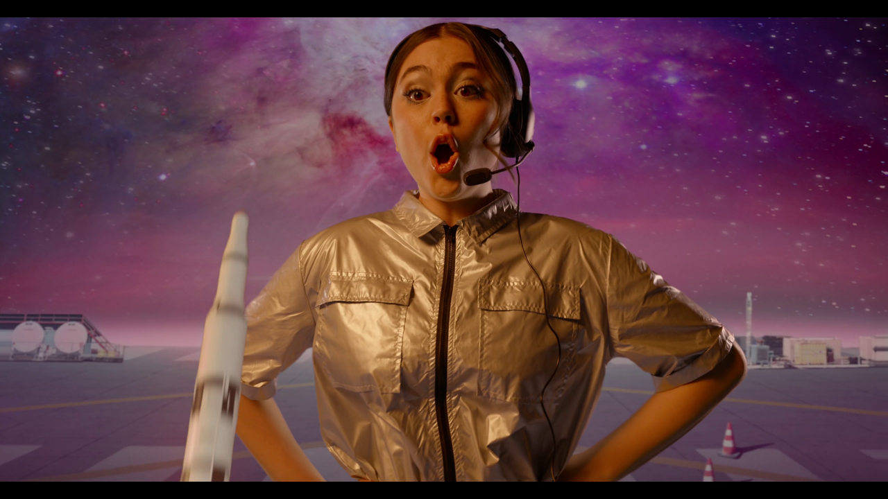 vlcsnap-2023-12-02-01h02m19s936