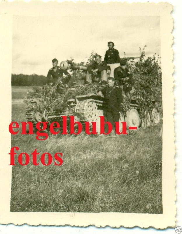 - Sd.Kfz.132 - Panzermänner - TARNUNG