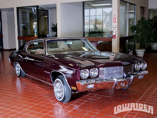 lrmp-0903-12-z-1970-chevy-malibu-front-p