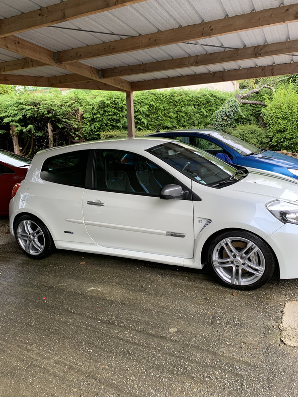 40462286-257C-4680-8A03-ABBDF5ADD124