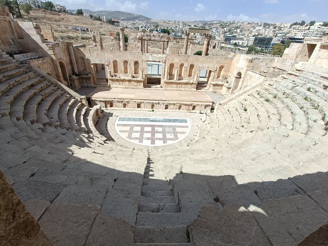 https://i.postimg.cc/6pVRQ3ds/Jerash-20.jpg