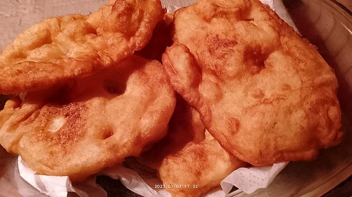 https://i.postimg.cc/6pVXGbTP/langos-2023-01-07.jpg