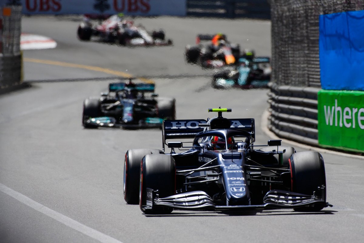 pierre-gasly-alphatauri-at02-1 (1)