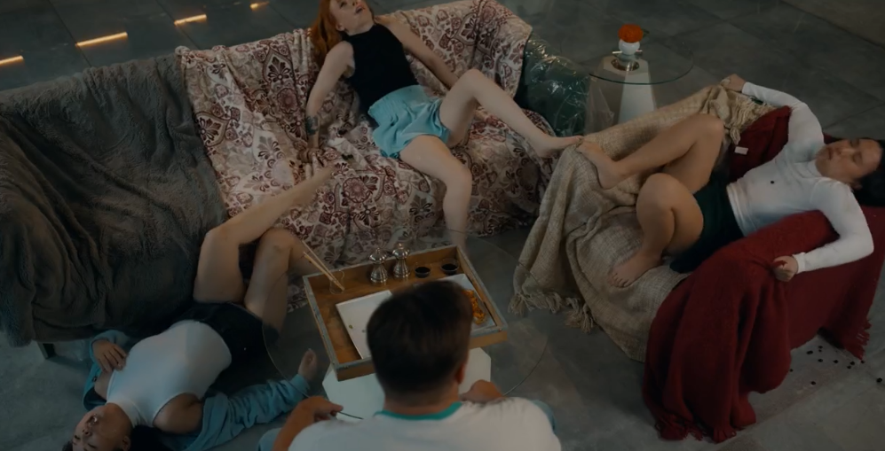 parasited – lulu chu, kimmy kimm and madi collins – sushi glamour