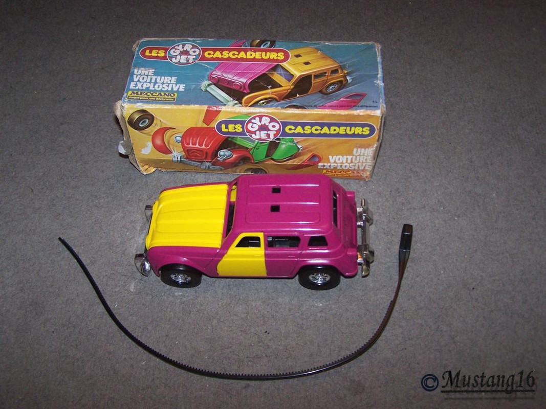 4L cascadeur Gyrojet rose jaune (1)