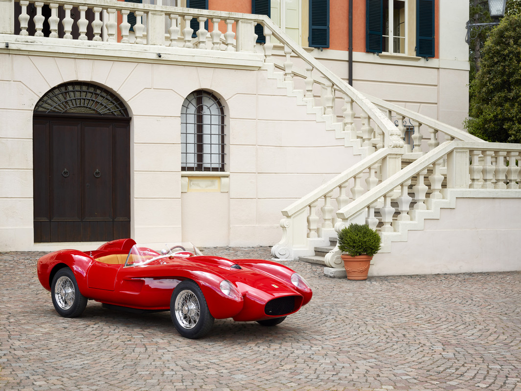 2021-05_Ferrari_piccola_e_57815