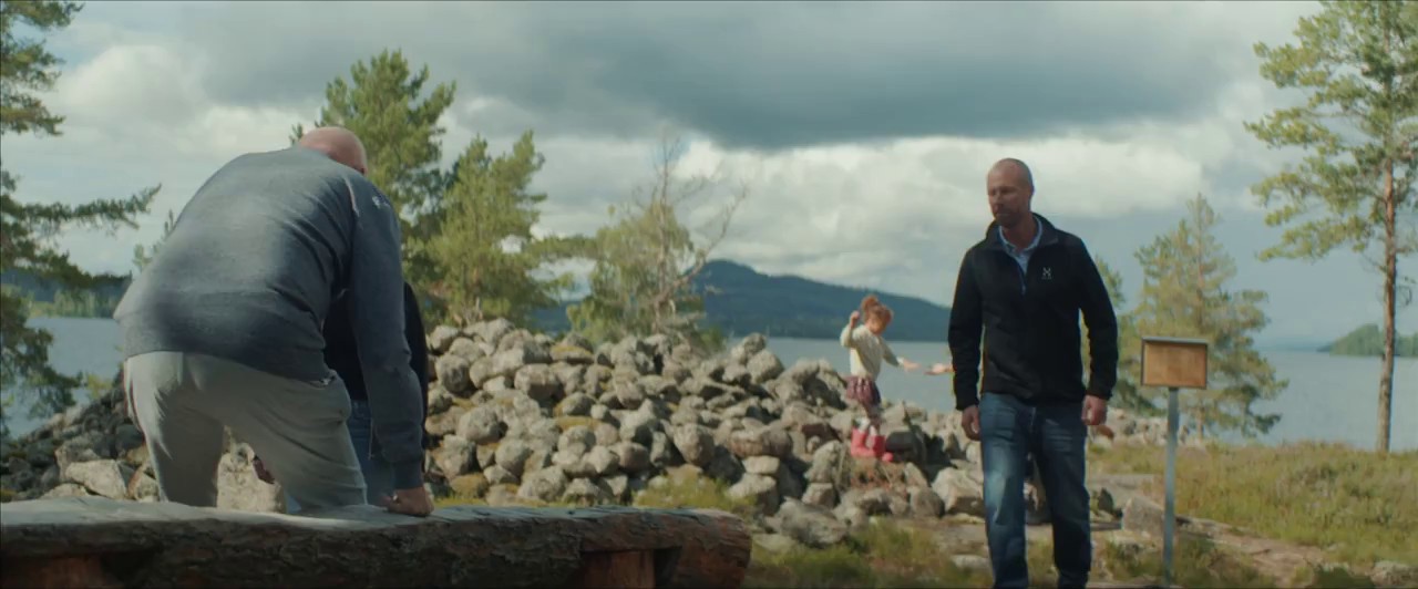 Svennis-Arrivederci-Italien-2024-WEBRip-English-720p-x264-AVC-AAC-2-0-ESub-mkv-0004