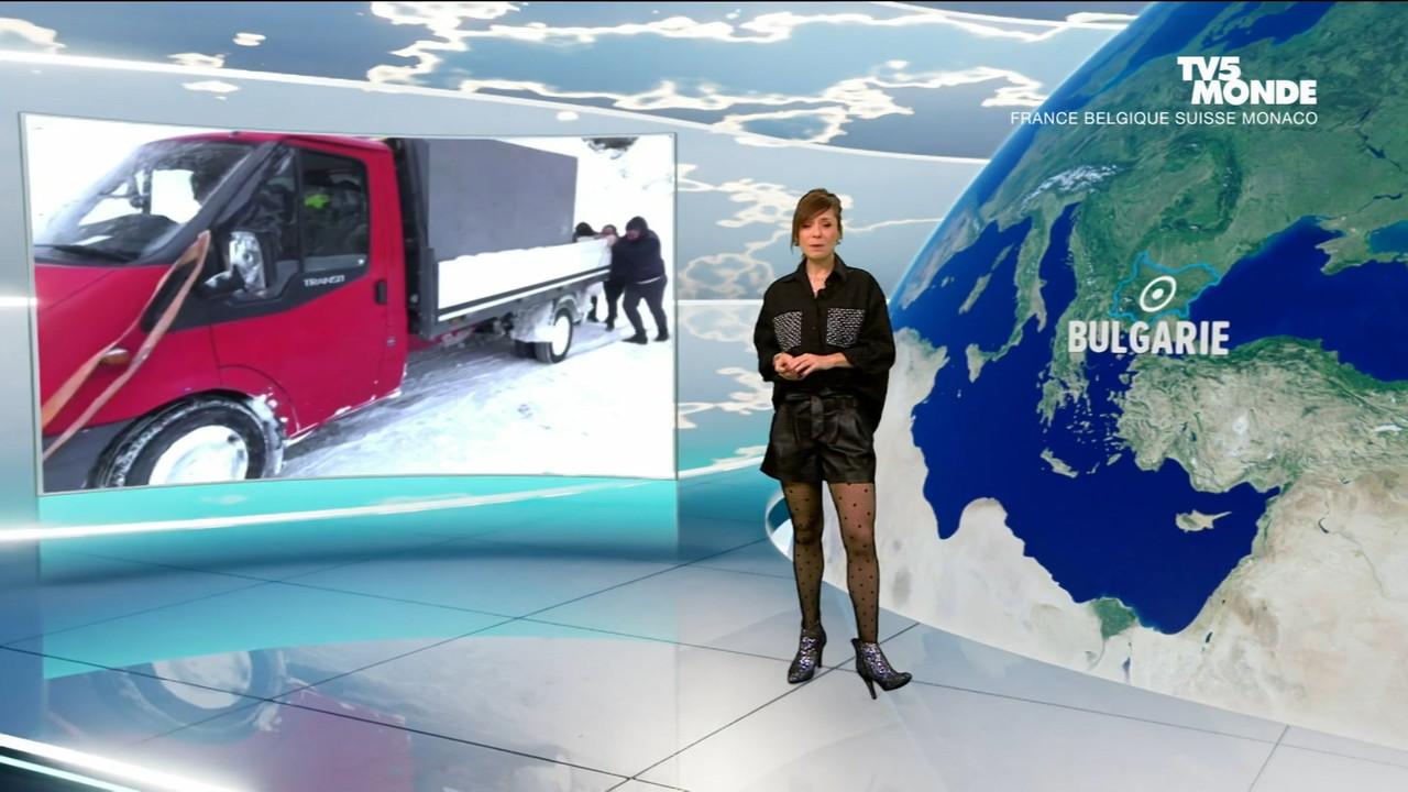 11.27 - 17.27.00 - La météo. Dit programma geeft het internationale m....ts_snapshot_05.43.026