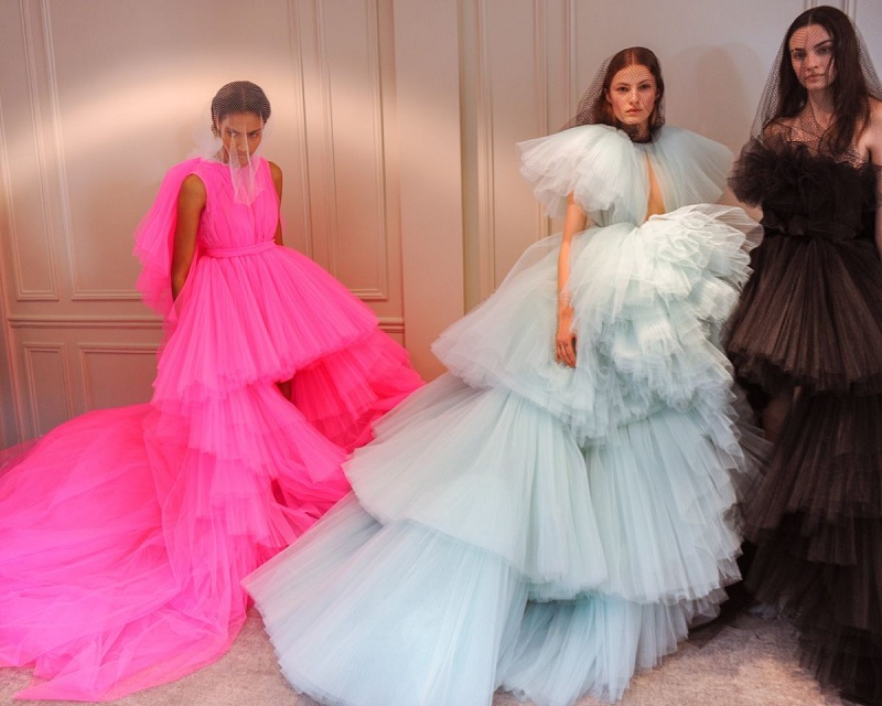 Η τέχνη της υψηλής ραπτικής στην Couture week στο Παρίσι 8 Giambattista Valli