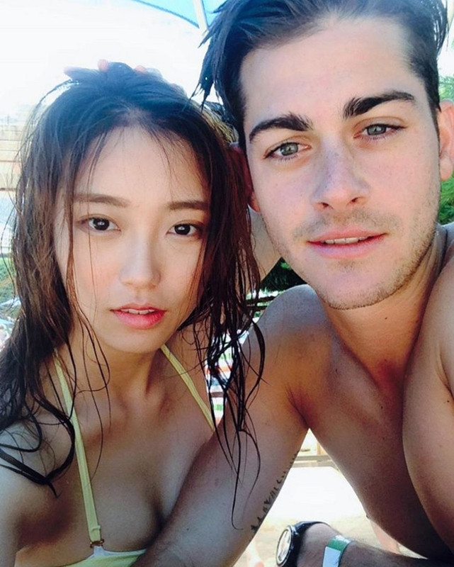 Asian White Threesome