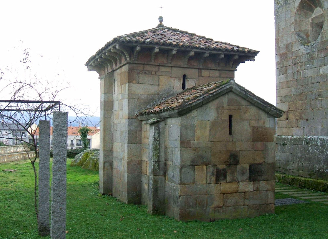 Celanova_-_Capilla_de_San_Miguel_06