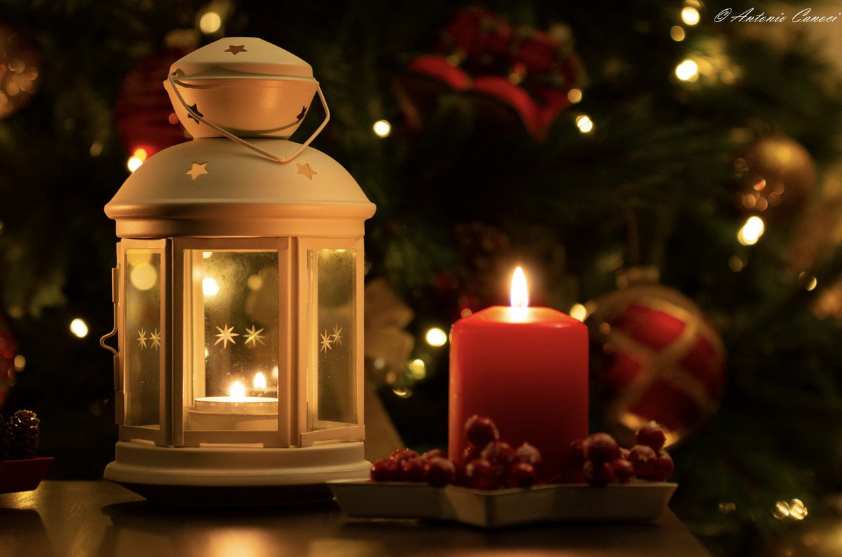 red-candle-light.jpg