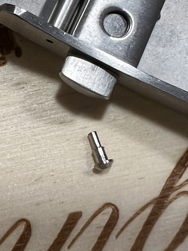 56AED382-14B4-43D2-8B16-6BBBA1A48CAA