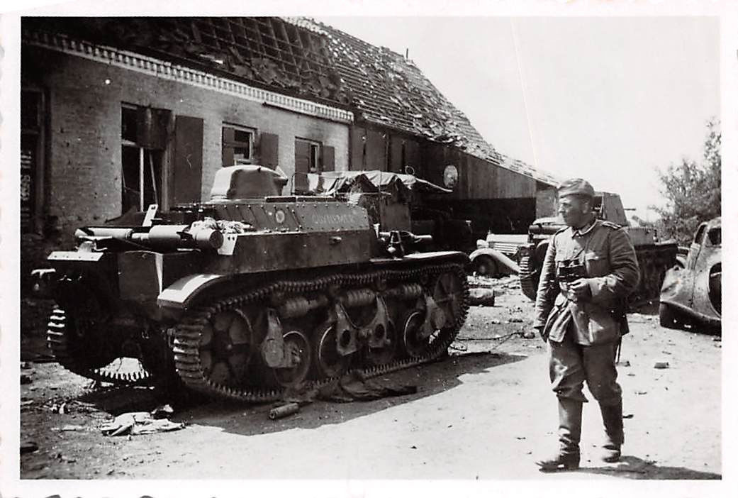Französische Panzer AMR 35 mit Kennung in Ghyvel