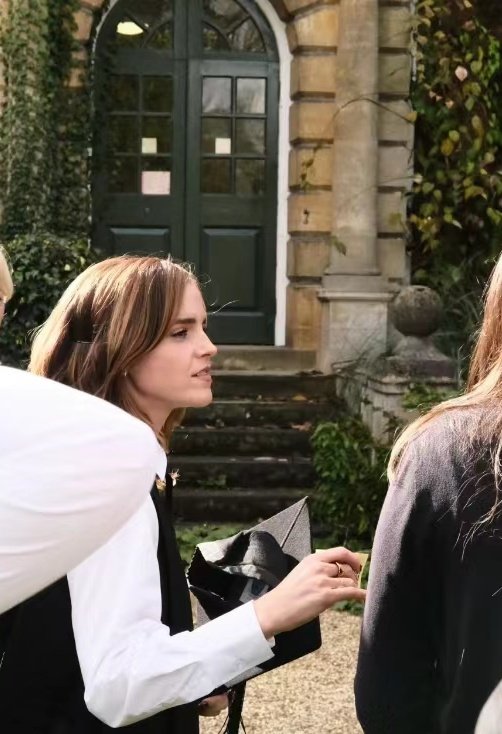 emmawatson-photogallery.blogspot.com. (2)