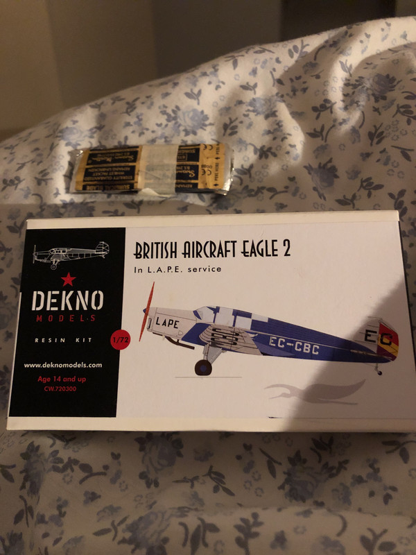 0-F88-E782-4-C68-47-EF-985-B-8-FFFCC2073