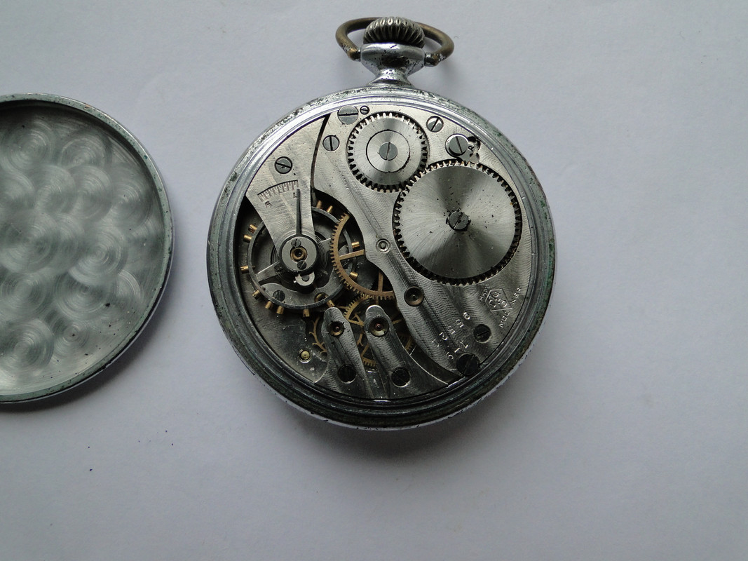 Карманные часы Movado