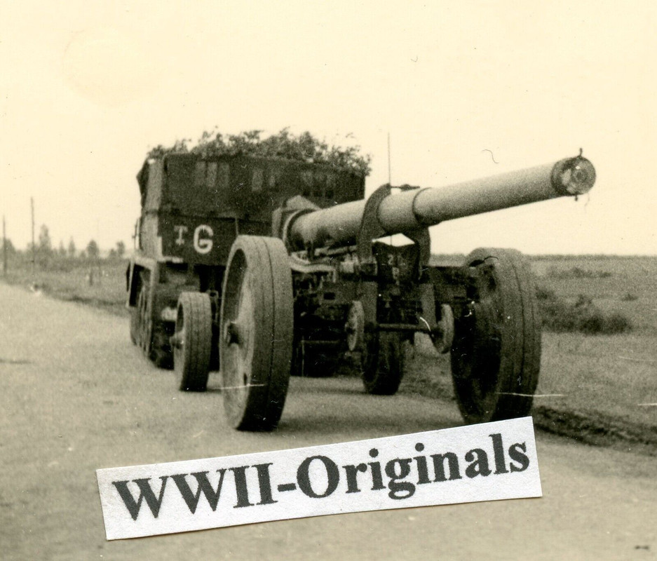 Zugkraftwagen Sd.Kfz. Halbkette Panzer Artillerie Schlepper 15 cm Geschütz3