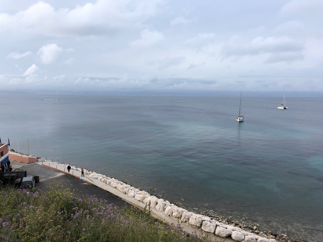 28E8E8E9-FD52-4CD9-B44F-BD2267AC9BC3