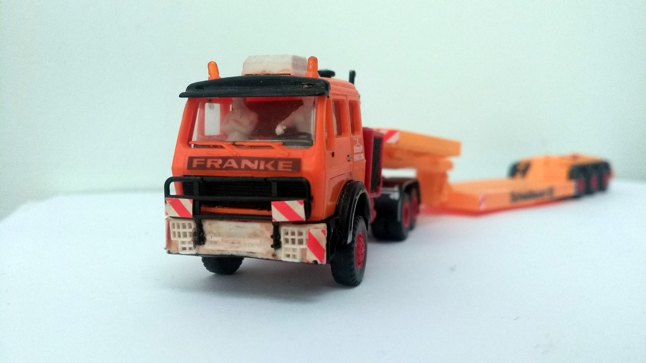 Mach (2702)