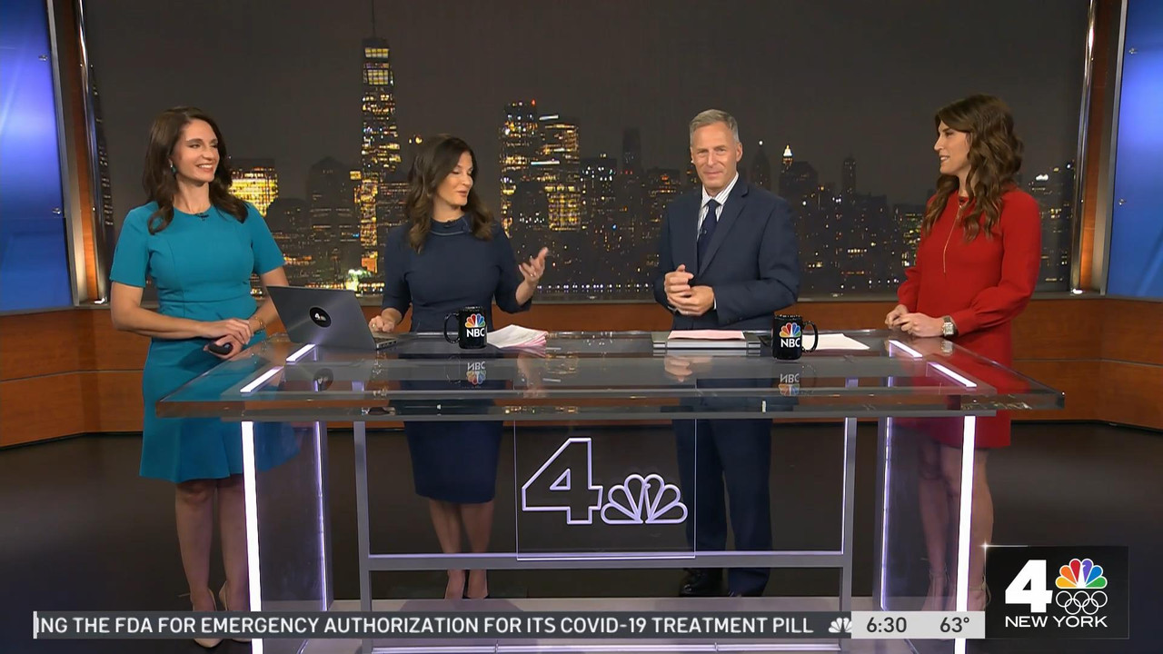 10.12 - 10.00.00 - Today in New York. Newsmagazine program offers a m....ts_snapshot_00.30.45_[2021.