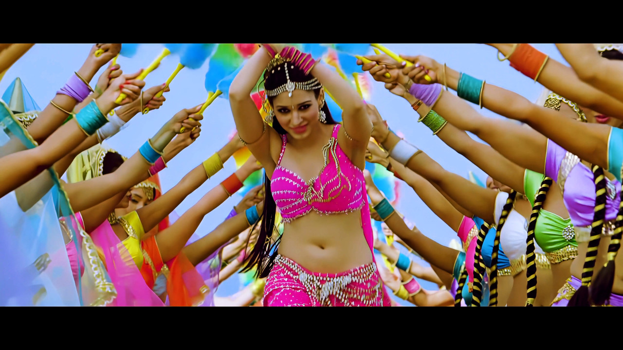 Tamanna Hot Song From Himmatwala Naino Main Sapna 4K (Best Quality).mp4_snapshot_00.20_[2021.04.05_1