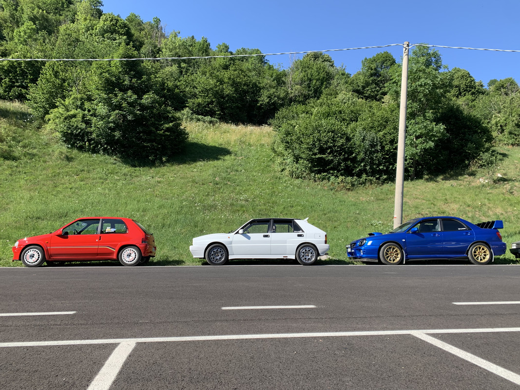 B644C227-7EDC-4060-85B4-99EA89A3CB94