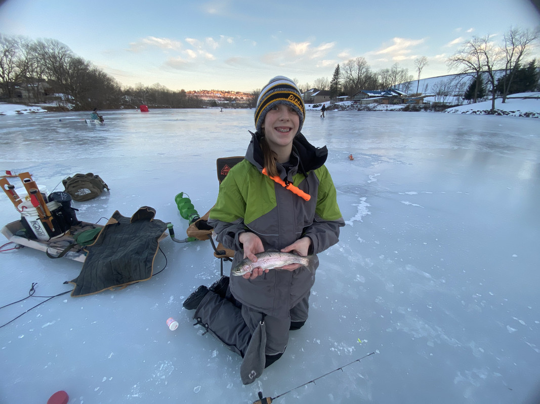 FE09B57A-6E3D-4CBB-A653-F4843BCE284B