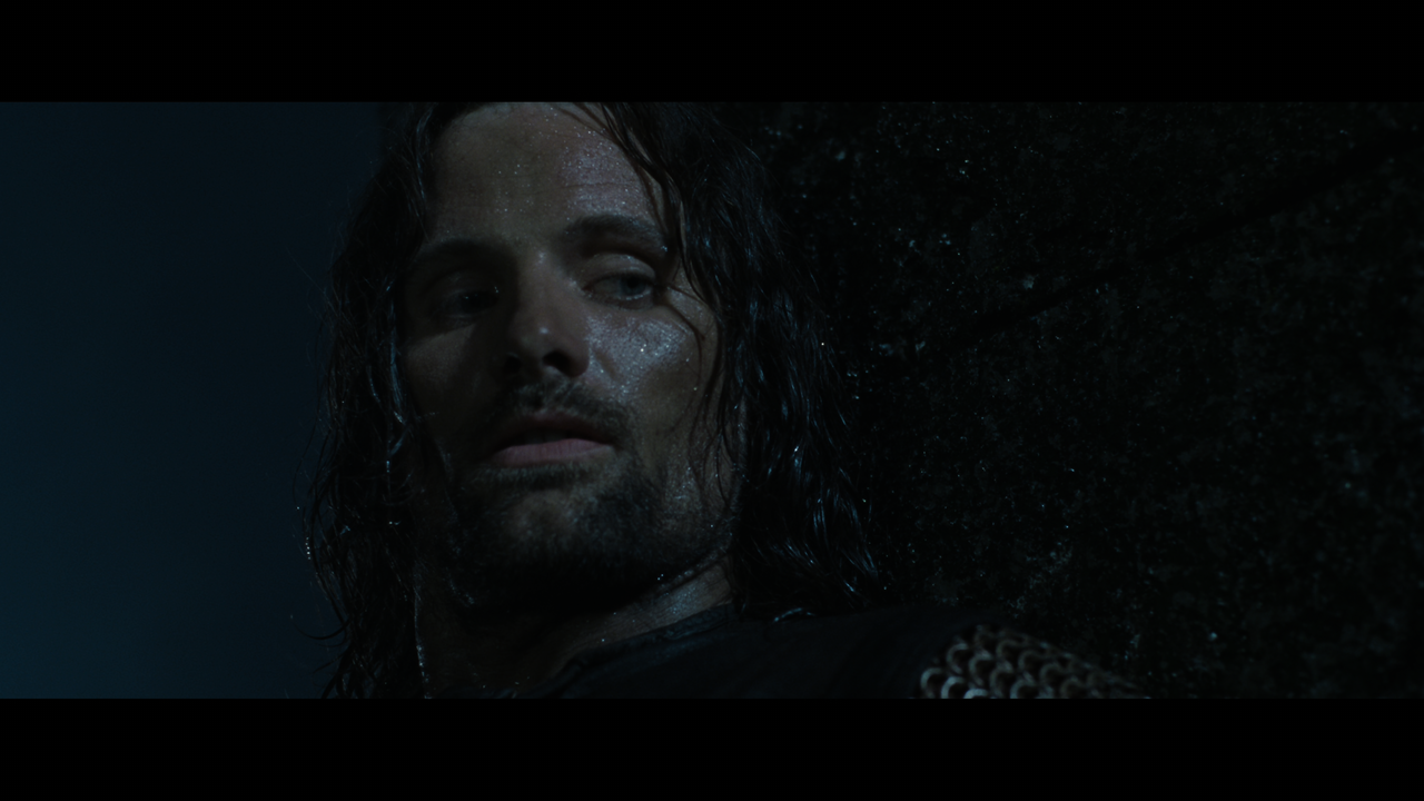 The Lord of the Rings- The Two Towers (EXT.) PT. 2.mkv_snapshot_01.16.37_[2020.12.11_21.43.11]