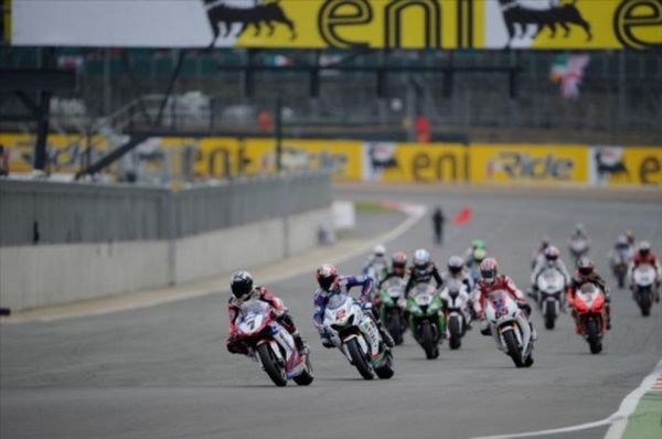 WSBK: Итоги первых гонок сезона 2012 WSBK: Итоги первых гонок сезона 2012