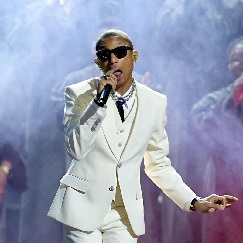 LV ers pharrell king malice show at 68th Grammy awards Clipse Pharrell voicesoffire cr