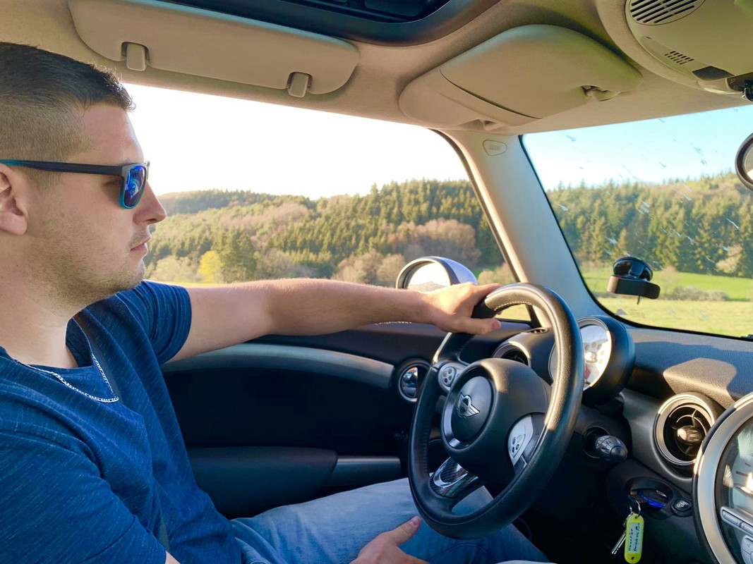 CBDA966A-E27E-4B15-96F8-C0B1EA95F9E6