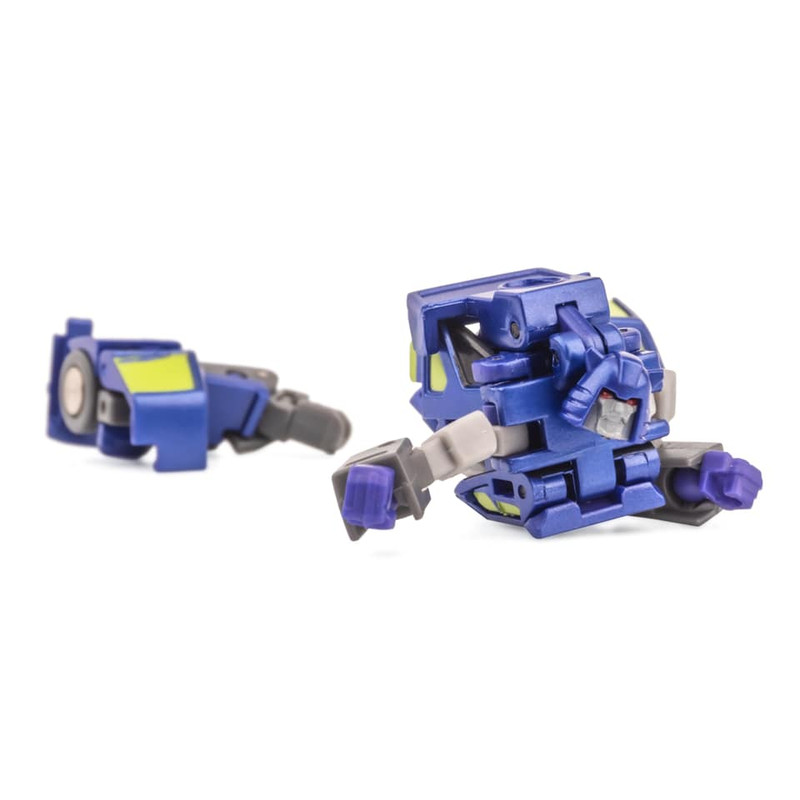 H25B-The-Nest-H26B-Mirror-Zombie-08