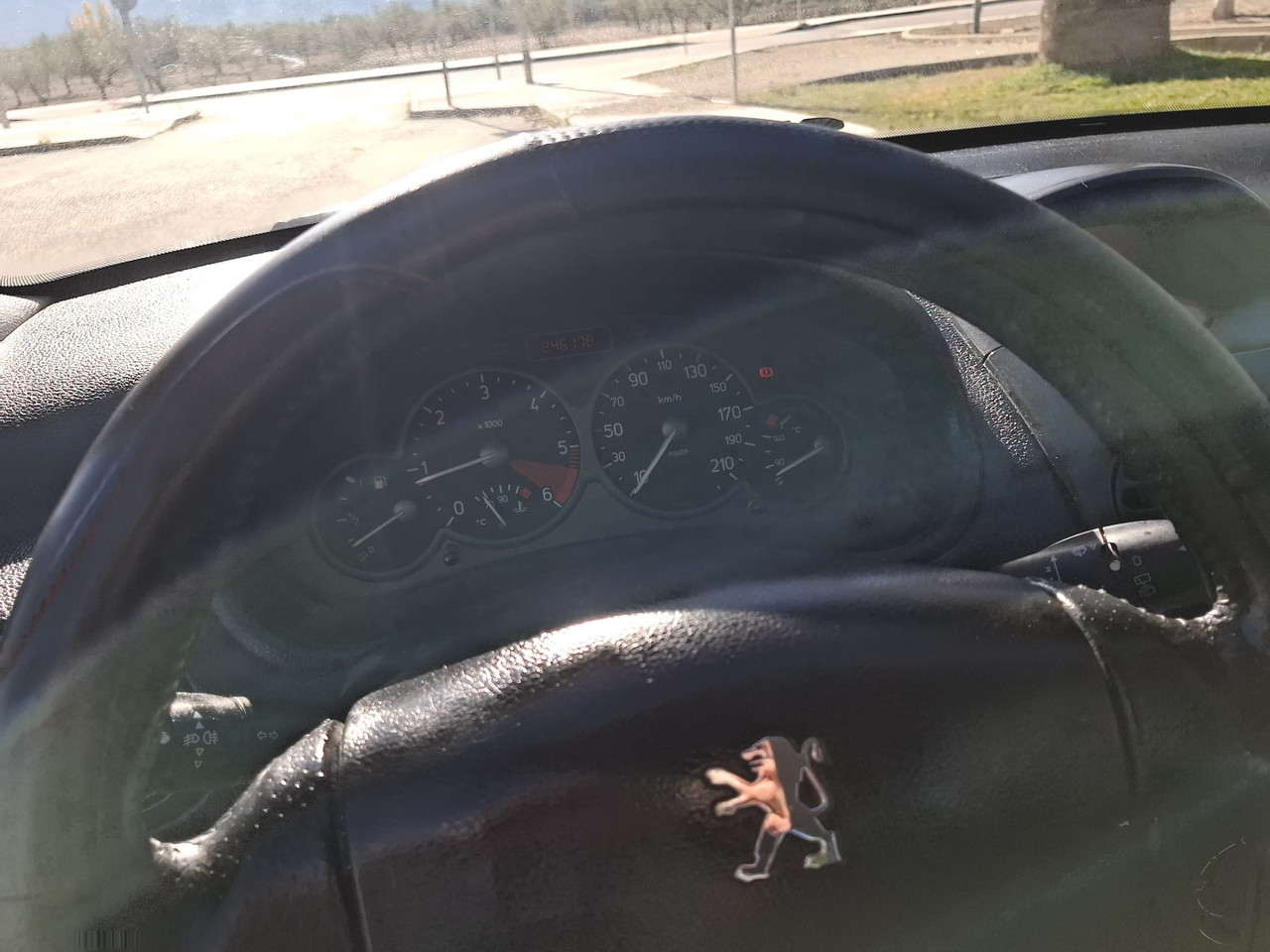 4eacaad4 94dc 477b bbd5 3daae8168bee