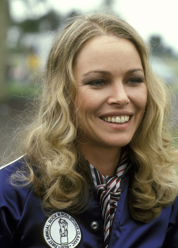 michelle phillips b33